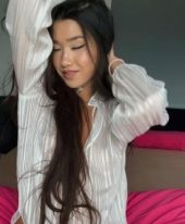 Kornelia +971586852676